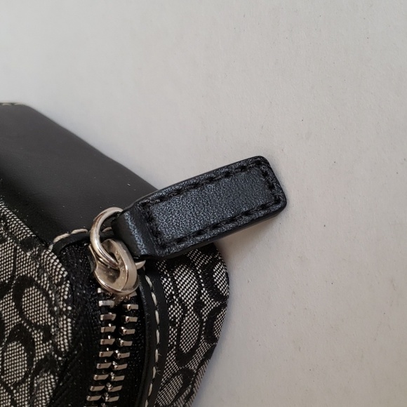 COACH PILL CASE - Picture 8 of 9